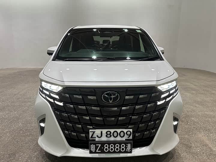 2025 Toyota Alphard