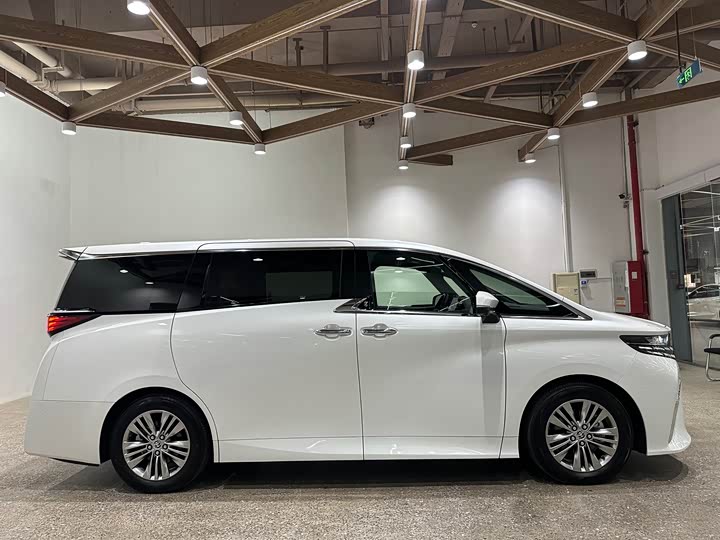 Toyota Alphard 2025 2025款 双擎 2.5L 臻享黄金版