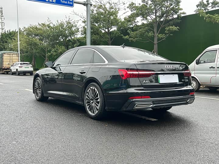 Audi A6L Hybrid 2022 2022款 55 TFSI e quattro