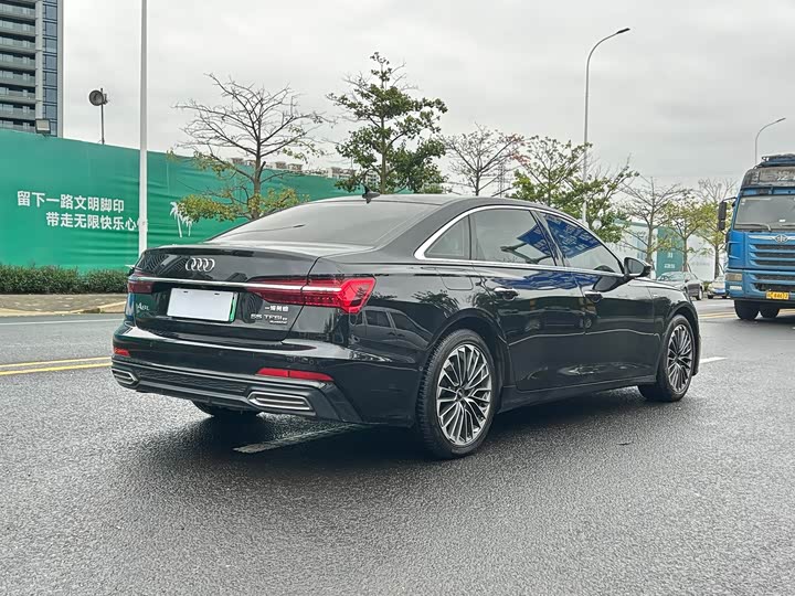 Audi A6L Hybrid 2022 2022款 55 TFSI e quattro