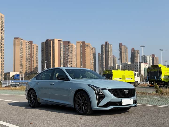 Cadillac CT5 2025 2025款 28T 赛道性能版+巅峰赛道选装包