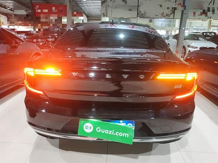 Volvo S90 2025 2025款 B5 智雅豪华版