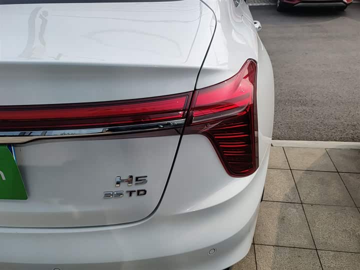 Hongqi H5 2025 2025款 1.5T DCT旗韵版