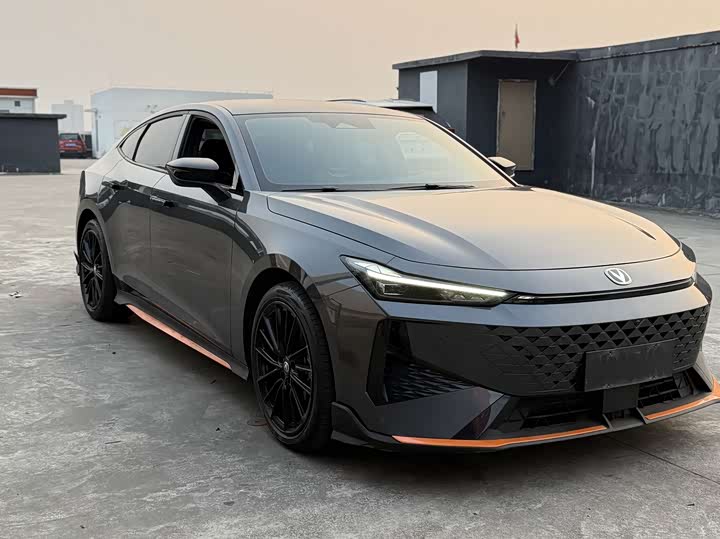 Changan UNI-V 2024 2024款 1.5T 智慧领航型