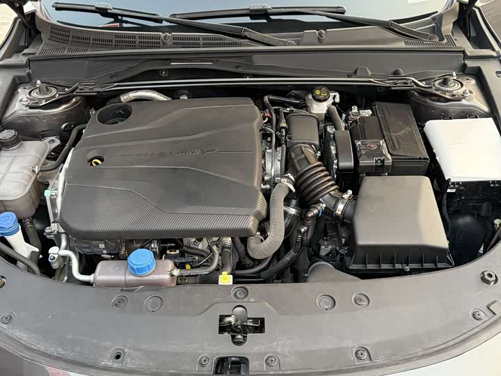 Changan UNI-V 2024 2024款 1.5T 智慧领航型