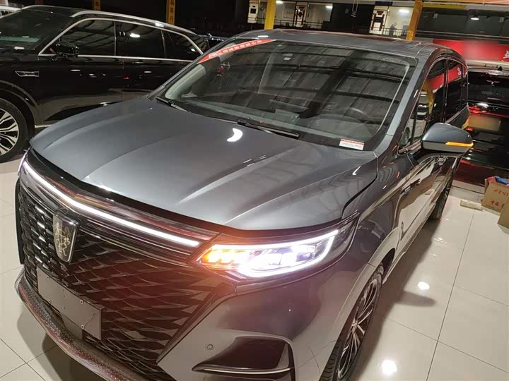 Roewe iMax 8 2022 2022款 400TGI 尊荣版