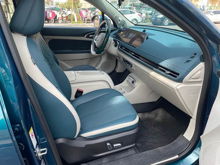 Ora Good Cat (03) 2023 2023款 401km标准续航 尊贵型 磷酸铁锂