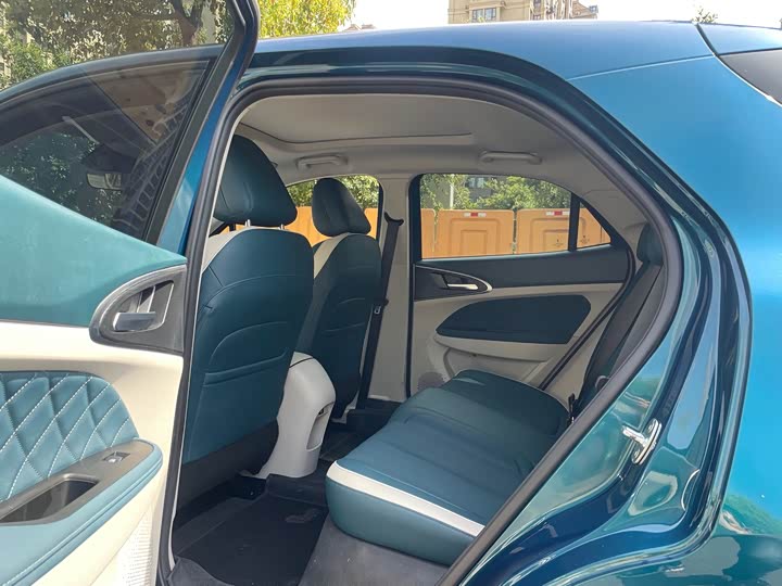 Ora Good Cat (03) 2023 2023款 401km标准续航 尊贵型 磷酸铁锂