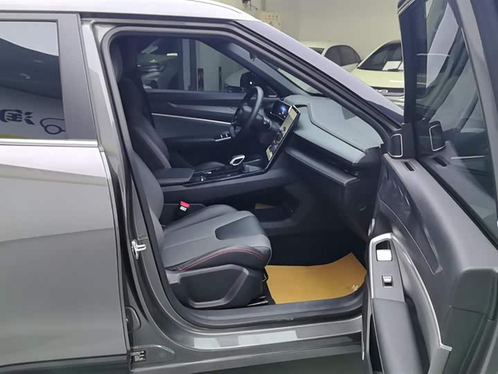 Geely Atlas 2023 2023款 博越COOL 1.5TD 智联型