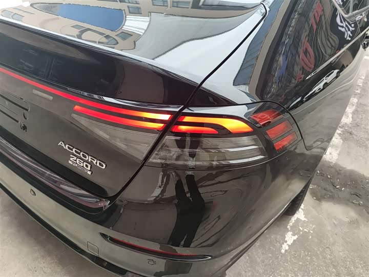 Honda Accord 2025 2025款 运动系列 260TURBO 豪华版