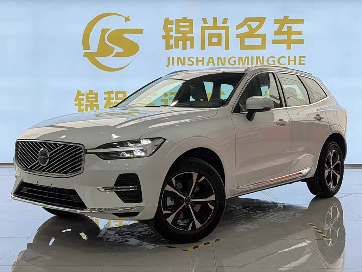 Volvo XC60 2026 2026款 B5 四驱智逸豪华版