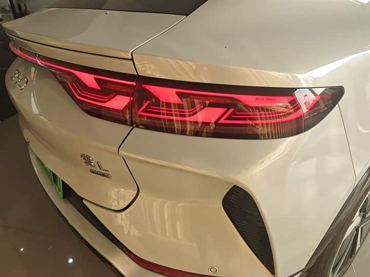 BYD Song L 2025 2025款 智驾版 662km 激光雷达卓越型