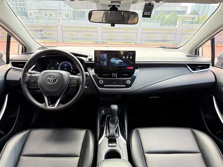 Toyota Corolla 2024 2024款 1.8L 智能电混双擎 先锋版