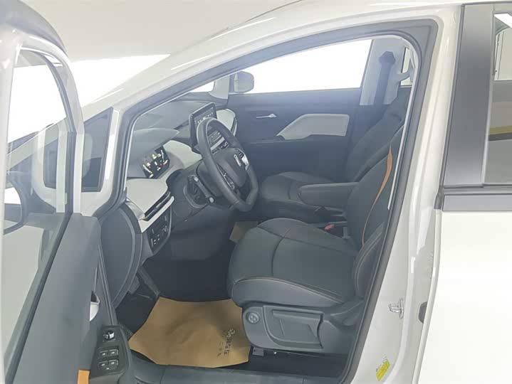 Bestune NAT 2023 2023款 PRO 舒享出行版 419km