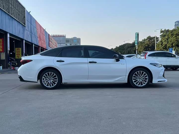 Toyota Avalon 2024 2024款 双擎 2.0L 豪华版