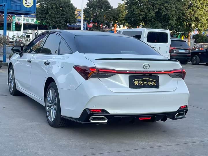 Toyota Avalon 2024 2024款 双擎 2.0L 豪华版