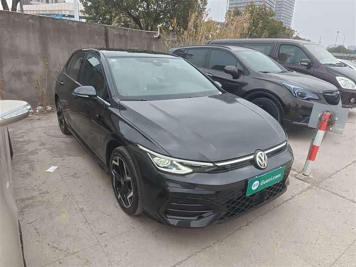 Volkswagen Golf 2025 2025款 改款 300TSI R-Line