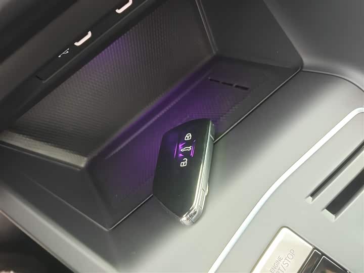 Volkswagen Golf 2025 2025款 改款 300TSI R-Line