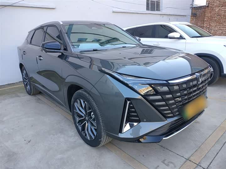 Changan UNI-Z Hybrid 2025 2025款 智慧新蓝鲸 125km 战舰+