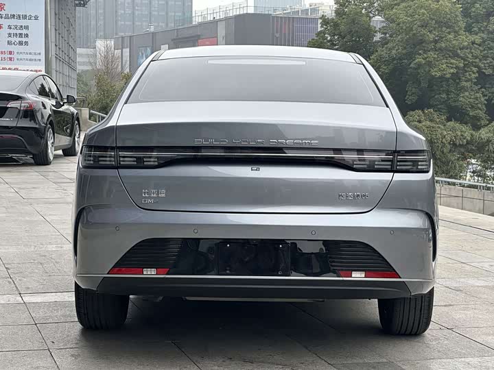 BYD Destroyer 05 2024 2024款 荣耀版 DM-i 120KM 旗舰型