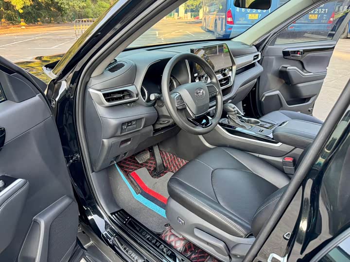 Toyota Highlander 2024 2024款 2.5L智能电混双擎两驱精英版 5座