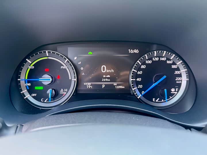 Toyota Highlander 2024 2024款 2.5L智能电混双擎两驱精英版 5座