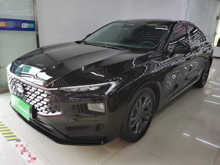 Ford Mondeo 2025 2025款 2.0T EcoBoost 豪华型