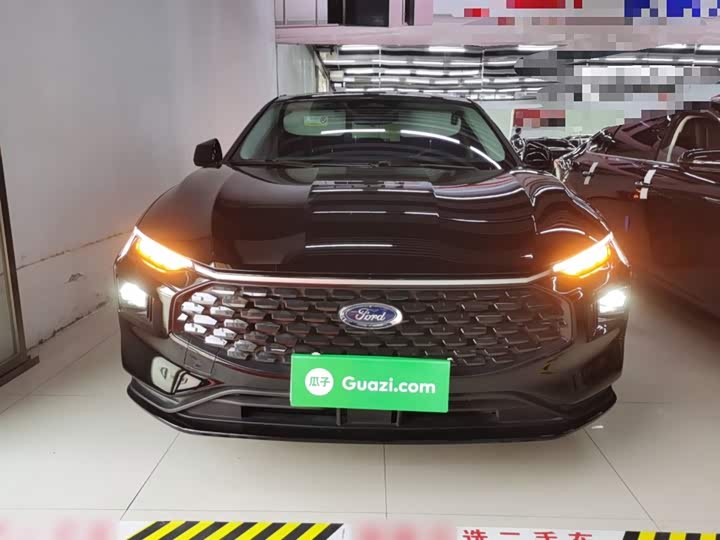 Ford Mondeo 2025 2025款 2.0T EcoBoost 豪华型