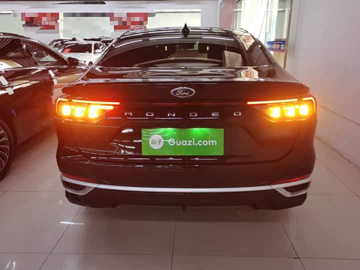 Ford Mondeo 2025 2025款 2.0T EcoBoost 豪华型