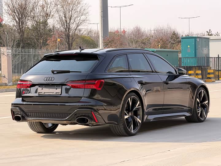 Audi RS 6 2024 2024款 RS 6 4.0T Avant performance