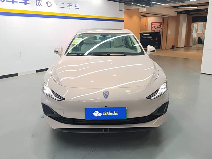 Roewe D7 2025 2025款 DMH 125km 世界冠军卓越版
