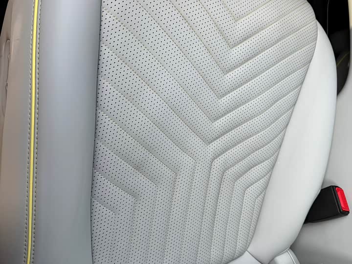 Avatr 11 2023 2023款 鸿蒙 90度 后驱版