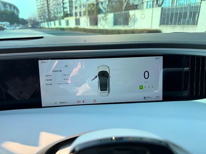 Avatr 11 2023 2023款 鸿蒙 90度 后驱版