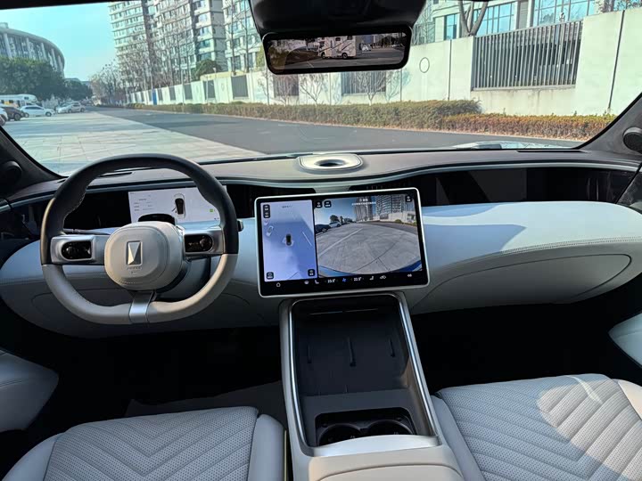 Avatr 11 2023 2023款 鸿蒙 90度 后驱版