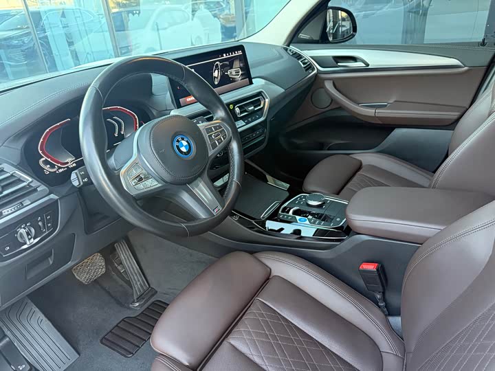 2024 BMW iX3