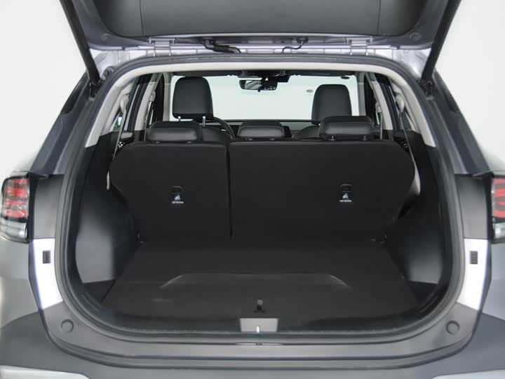 Kia Sportage 2023 2023款 2.0T 两驱旗舰版