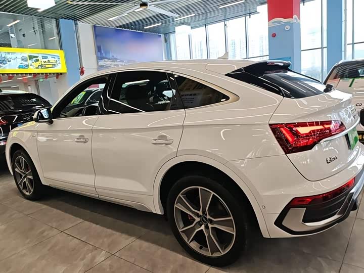Audi Q5L Sportback 2022 2022款 40 TFSI 豪华型