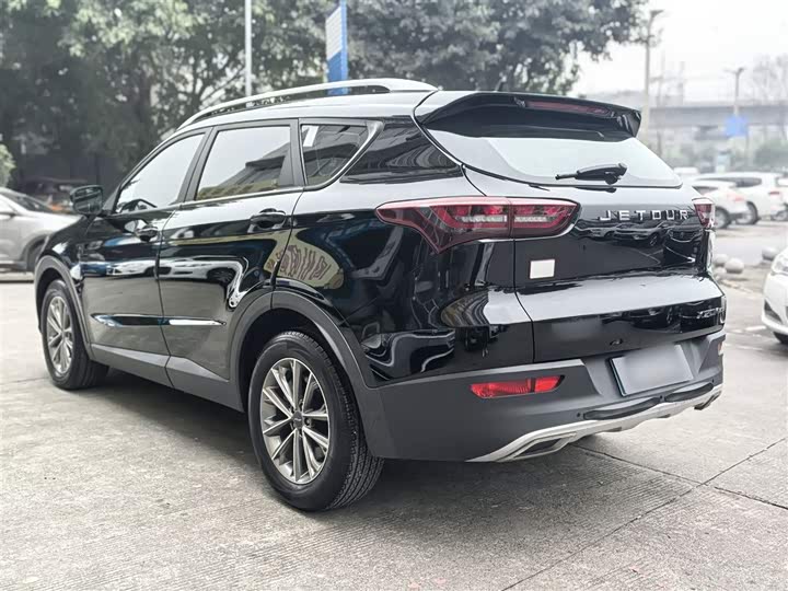 Jetour X70M 2021 2021款 1.5T DCT尊贵伙伴型 7座