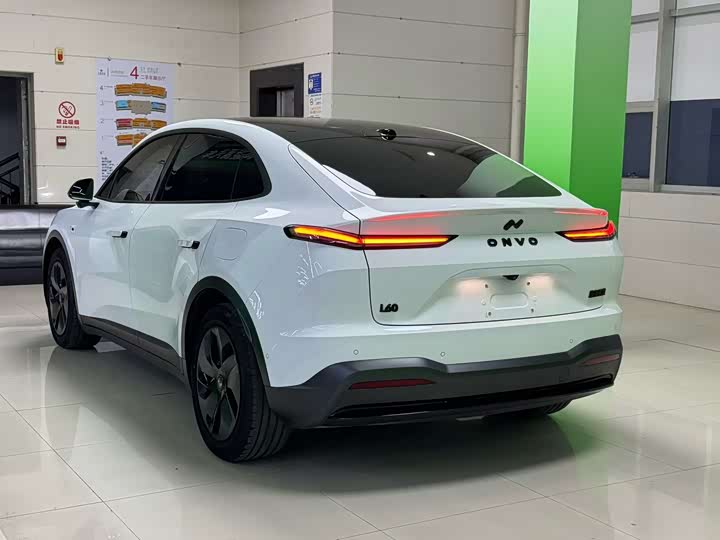 2025 Nio Onvo L60