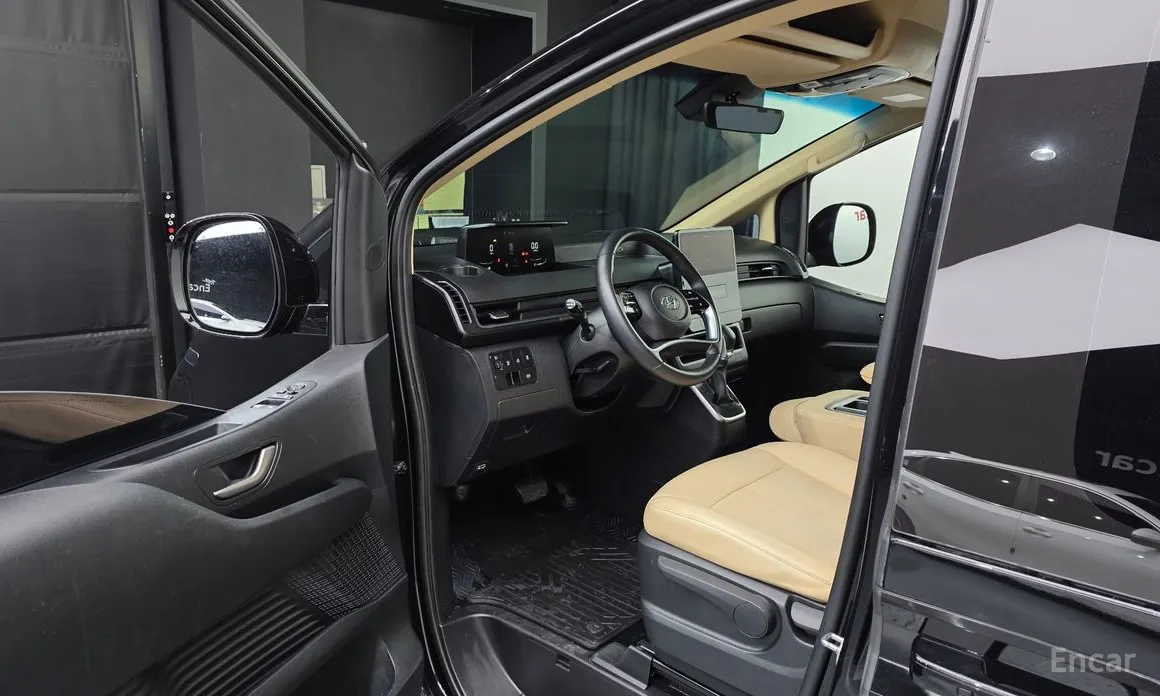 Hyundai Staria 2021 Tourer 11-Seater