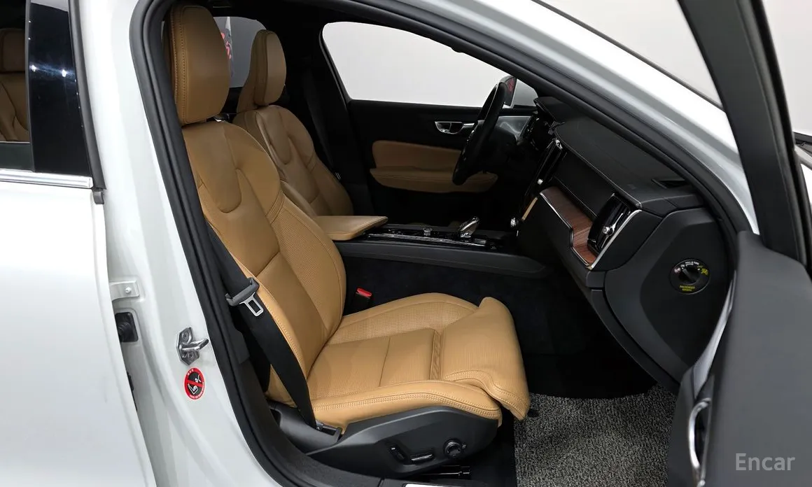 Volvo S60 2019 B5 Inscription