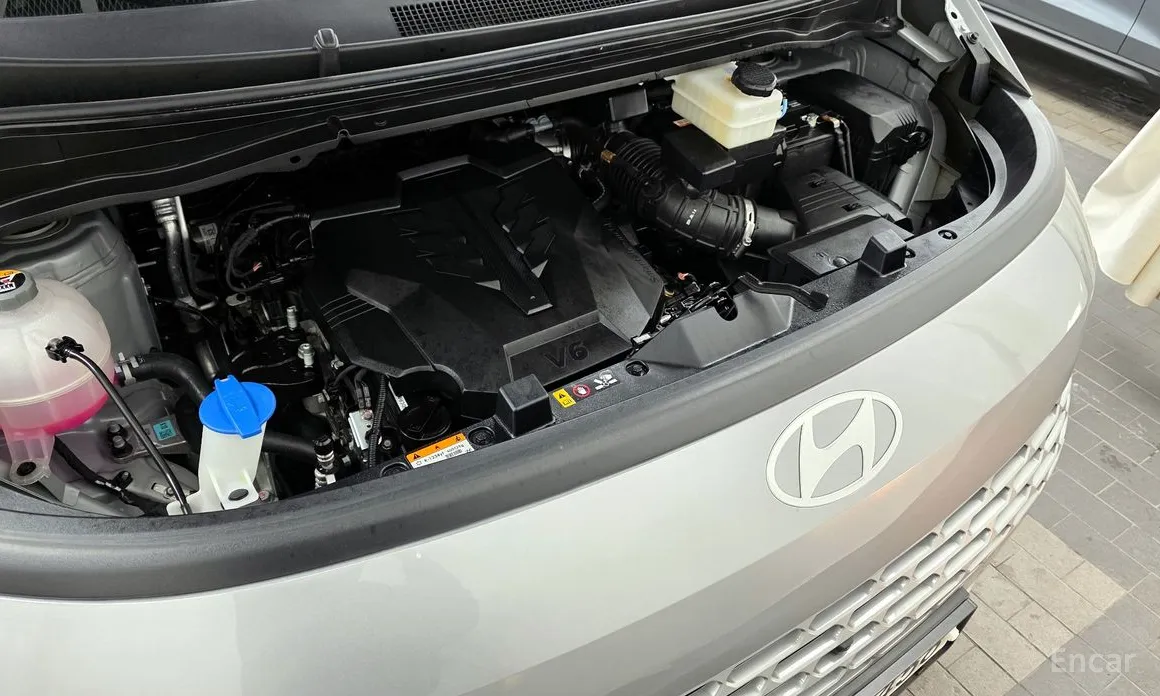 Hyundai Staria 2021 L3.5 Cargo 3-Seater