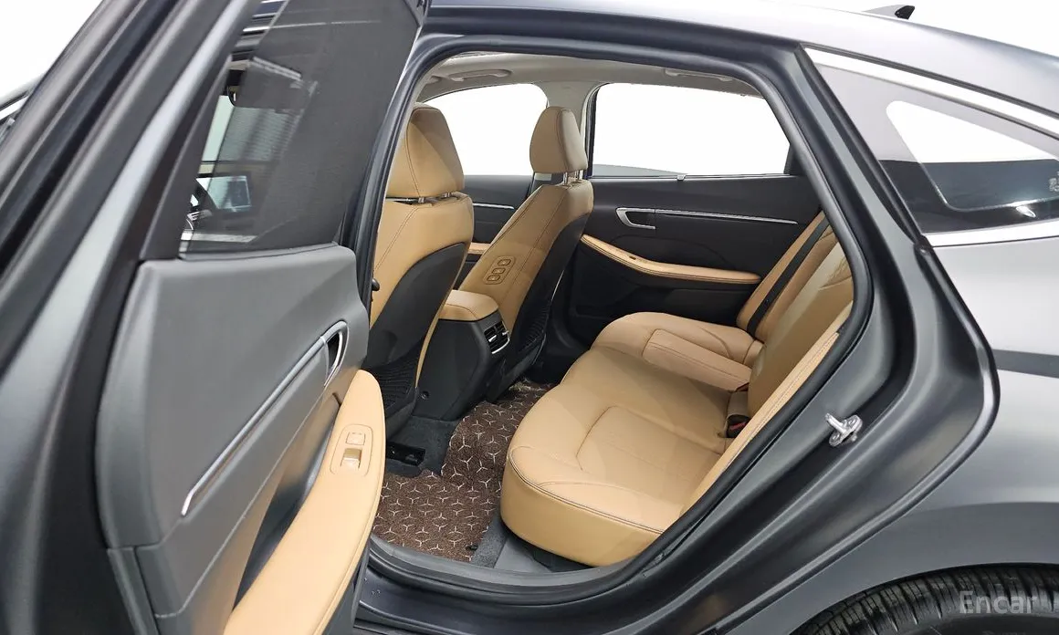 Hyundai Sonata 2023 1.6 Turbo