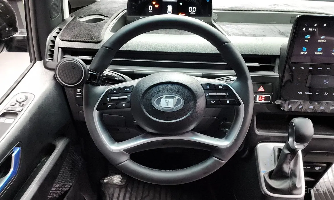 Hyundai Staria 2021 Cargo 5-Seater