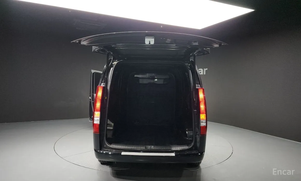 Hyundai Staria 2021 Cargo 5-Seater