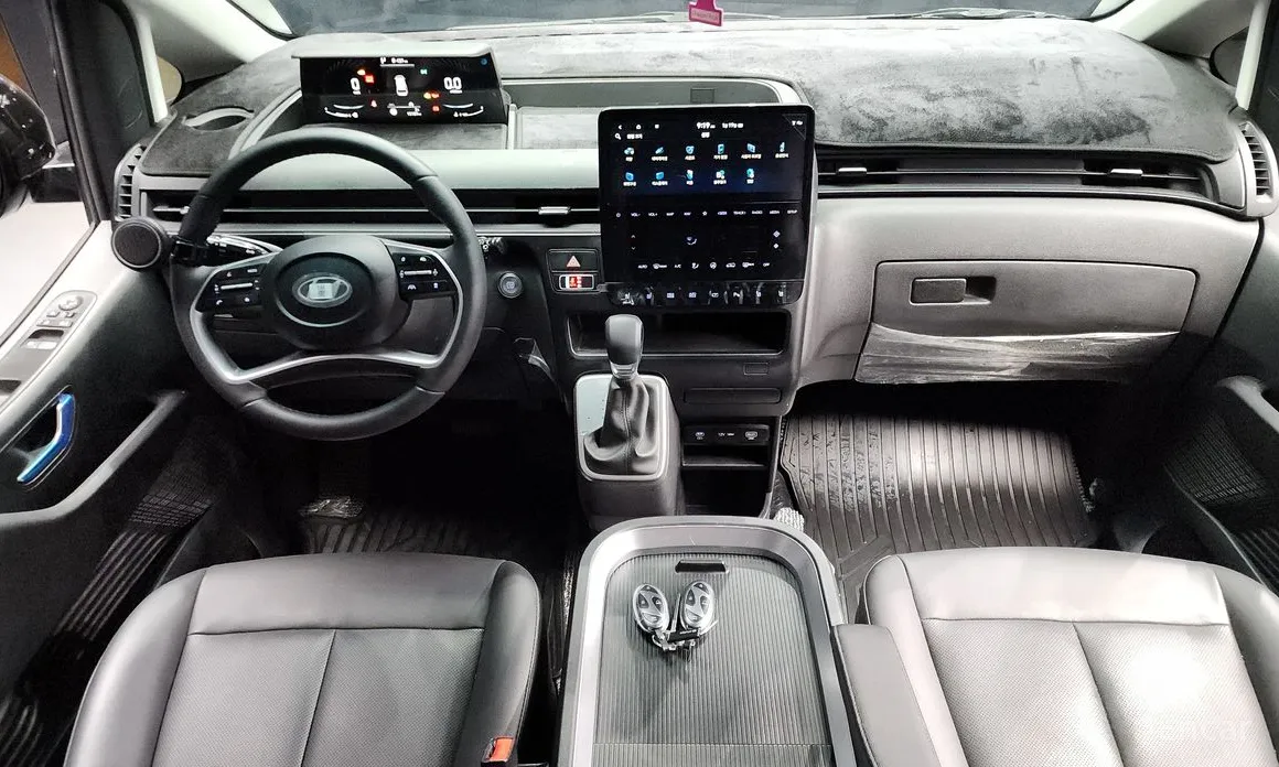 Hyundai Staria 2021 Cargo 5-Seater