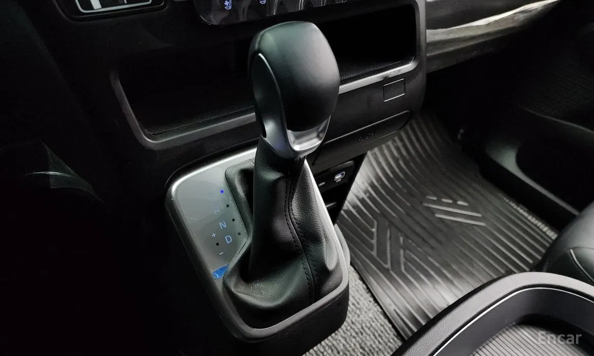 Hyundai Staria 2021 Cargo 5-Seater