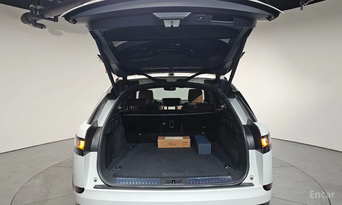 Land Rover Range Rover Velar 2017 3.0 P400 R-Dynamic HSE