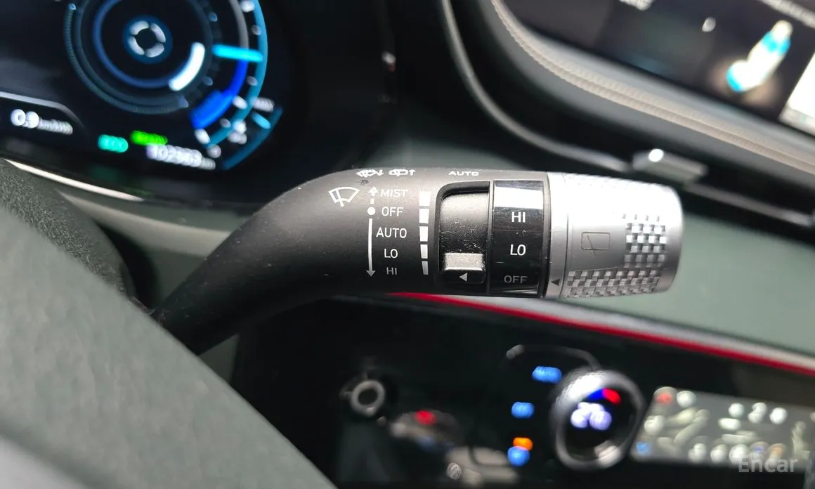 Genesis GV70 2022 e-AWD