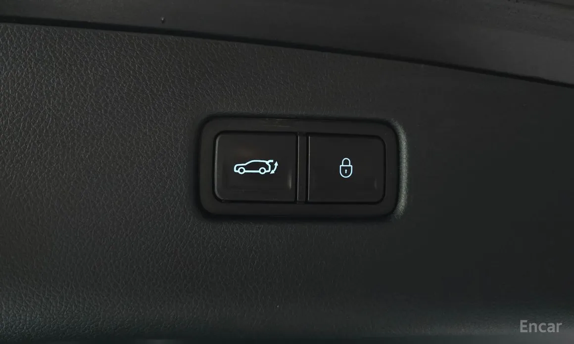 Genesis GV70 2022 e-AWD